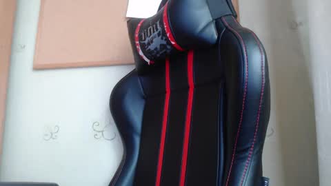 Snapshot of karolhorny96 chatting on 25, 9, 2025 Karol online show from 25, 9, 2025