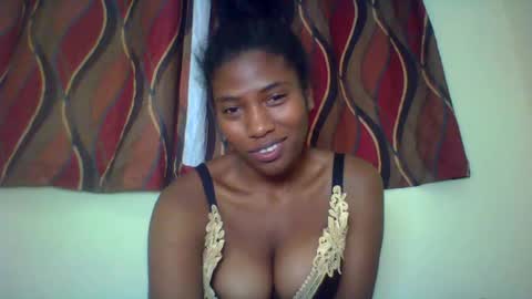 Snapshot of karoliee chatting on 11, 6, 2026 karoliee online show from 11, 6, 2026