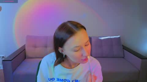 Karolina online show from 5, 5, 2026