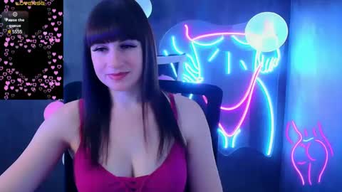 Snapshot of karolina_mia chatting on 10, 3, 2025 Caroline online show from 10, 3, 2025