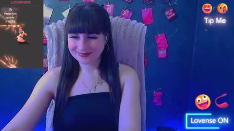 Caroline online show from 24, 4, 2026