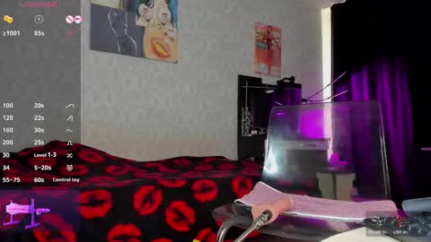 Snapshot of karolinaaa_hot chatting on 10, 6, 2026 karolinaaa_hot online show from 10, 6, 2026