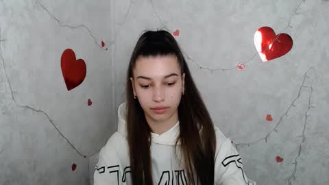 Karolina online show from 10, 3, 2025