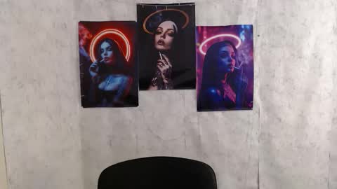 Karolina online show from 4, 10, 2025