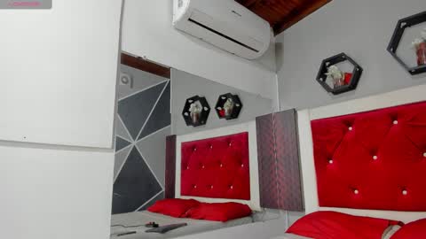 Karol online show from 4, 3, 2025