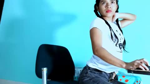 Snapshot of karolsweetvagi chatting on 18, 6, 2026 karol online show from 18, 6, 2026