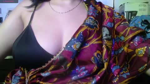 Snapshot of kashvi_ chatting on 18, 5, 2026 kasvhi online show from 18, 5, 2026