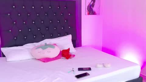 kataaleya__12 online show from 13, 11, 2025