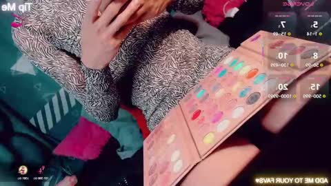 KATALEYABIGCOCK online show from 5, 11, 2025