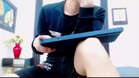 Katalella hot2 online show from 18, 7, 2026
