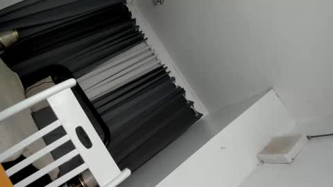 Snapshot of katalinahugecumxx chatting on 13, 11, 2025 katalinahugecumxx online show from 13, 11, 2025