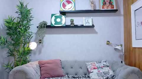 Snapshot of katalinalee_ chatting on 4, 6, 2026 katalinalee_ online show from 4, 6, 2026