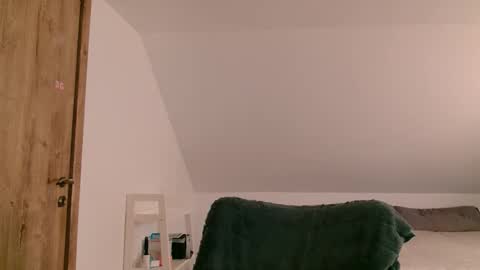 Snapshot of katalleya28 chatting on 14, 4, 2026 Katalleya online show from 14, 4, 2026