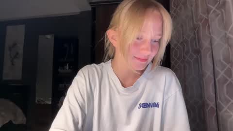 Snapshot of katcontrol chatting on 26, 3, 2026 katcontrol online show from 26, 3, 2026