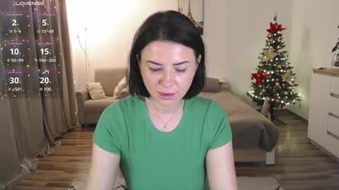 kate124680 online show from 7, 1, 2025