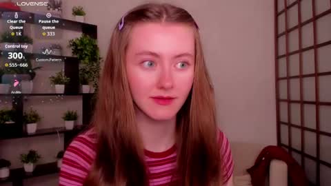 Snapshot of kate_cuddle chatting on 25, 5, 2026 Kate online show from 25, 5, 2026
