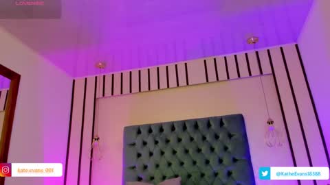 Snapshot of kate_evans1 chatting on 16, 1, 2026 Kate Evans online show from 16, 1, 2026