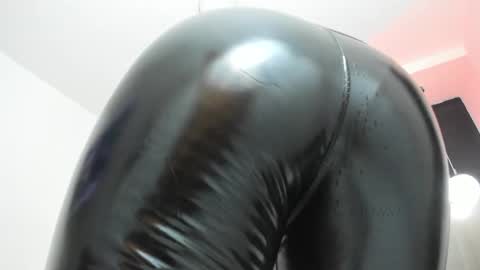 Snapshot of kate_evans1 chatting on 26, 3, 2026 Kate Evans online show from 26, 3, 2026