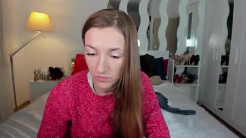 Snapshot of kate_redgar chatting on 9, 2, 2025 kate_redgar online show from 9, 2, 2025