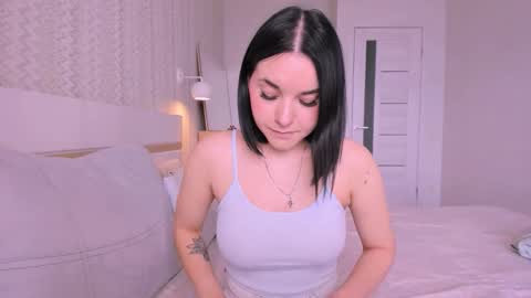 KATE online show from 4, 4, 2026