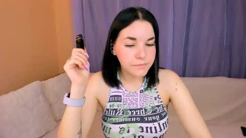 Snapshot of kate_ree_ chatting on 6, 6, 2026 KATE online show from 6, 6, 2026