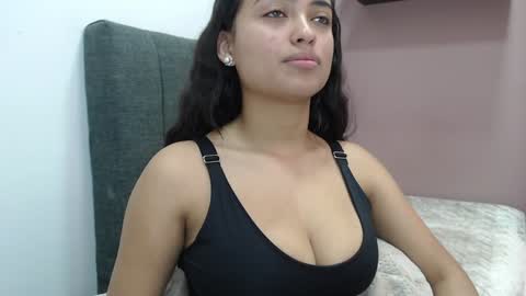 Snapshot of kate_stam chatting on 8, 2, 2025 Kari online show from 8, 2, 2025