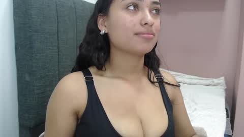 Snapshot of kate_stam chatting on 26, 2, 2025 Kari online show from 26, 2, 2025