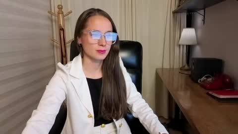 Snapshot of kate_thompson_ chatting on 25, 4, 2026 Kathe online show from 25, 4, 2026