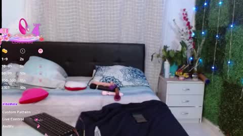 kateangelly online show from 19, 9, 2025