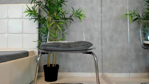 Kate online show from 28, 2, 2025