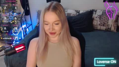 Snapshot of katerinaxvold chatting on 26, 10, 2025 Lisa online show from 26, 10, 2025