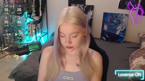 Snapshot of katerinaxvold chatting on 29, 10, 2025 Lisa online show from 29, 10, 2025