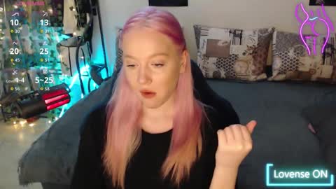 Snapshot of katerinaxvold chatting on 2, 11, 2025 Lisa online show from 2, 11, 2025