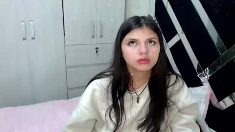 Snapshot of katery12 chatting on 6, 3, 2025 Katery online show from 6, 3, 2025