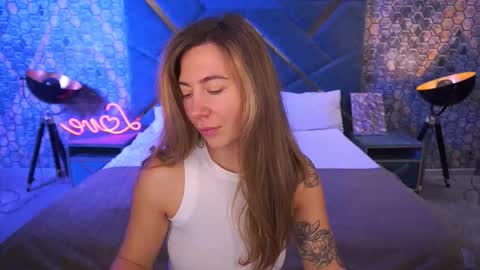 Snapshot of kateshanny chatting on 6, 11, 2025 Kate online show from 6, 11, 2025