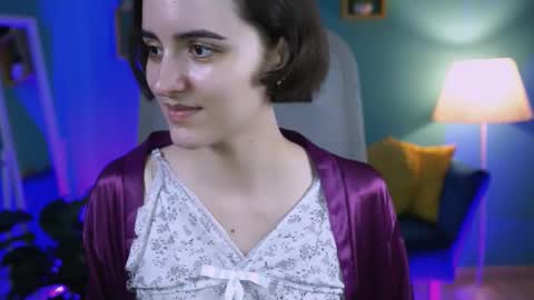 katewillows online show from 7, 3, 2026