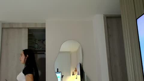 Snapshot of kathalove_1 chatting on 4, 6, 2026 Klove online show from 4, 6, 2026
