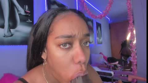 Snapshot of kathemoss chatting on 29, 9, 2025 Kathe online show from 29, 9, 2025