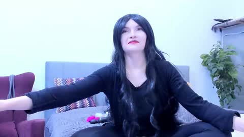 Katherine online show from 5, 3, 2026