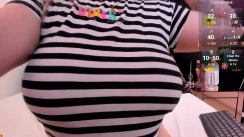 Snapshot of katherinn_gomezz chatting on 28, 4, 2026 Katherin online show from 28, 4, 2026