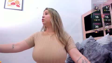 Snapshot of katherinn_gomezz chatting on 14, 5, 2026 Katherin online show from 14, 5, 2026