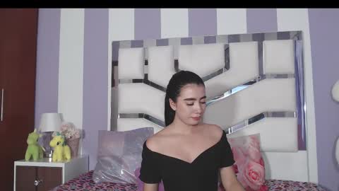 Snapshot of katherinolivares chatting on 28, 10, 2025 Katherin online show from 28, 10, 2025