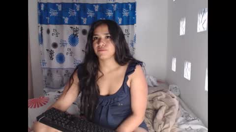 Snapshot of kathiie_ chatting on 23, 12, 2024 K A T H I E online show from 23, 12, 2024