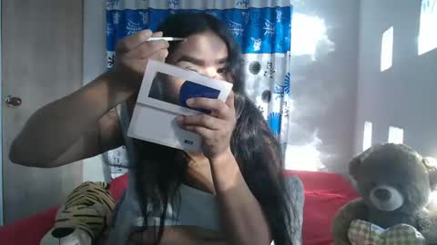 Snapshot of kathiie_ chatting on 17, 1, 2025 K A T H I E online show from 17, 1, 2025