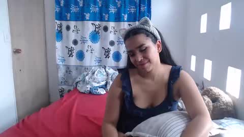 Snapshot of kathiie_ chatting on 9, 2, 2025 K A T H I E online show from 9, 2, 2025