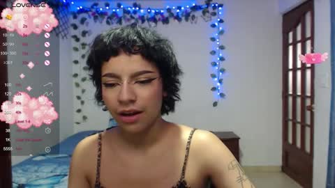 Snapshot of kathina_t chatting on 22, 10, 2025 kathina online show from 22, 10, 2025