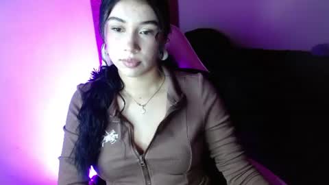 Snapshot of kathy_de chatting on 30, 6, 2026 kathy de online show from 30, 6, 2026