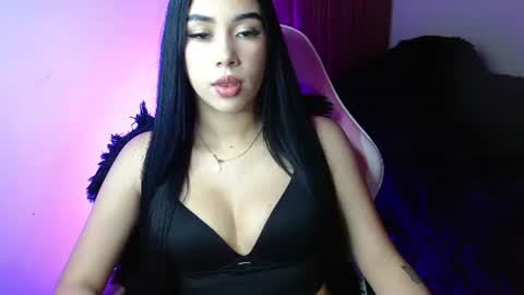 Snapshot of kathy_de chatting on 2, 7, 2026 kathy de online show from 2, 7, 2026