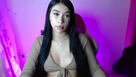 Snapshot of kathy_de chatting on 8, 7, 2026 kathy de online show from 8, 7, 2026