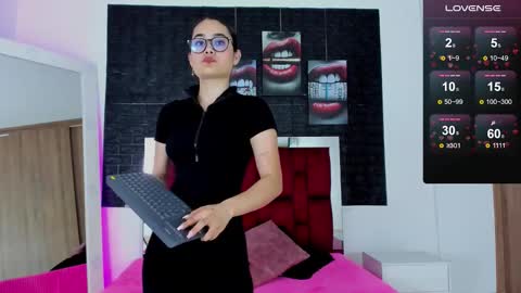 Kate 3 - INSTAGRAM Kathy sc94 online show from 7, 1, 2026